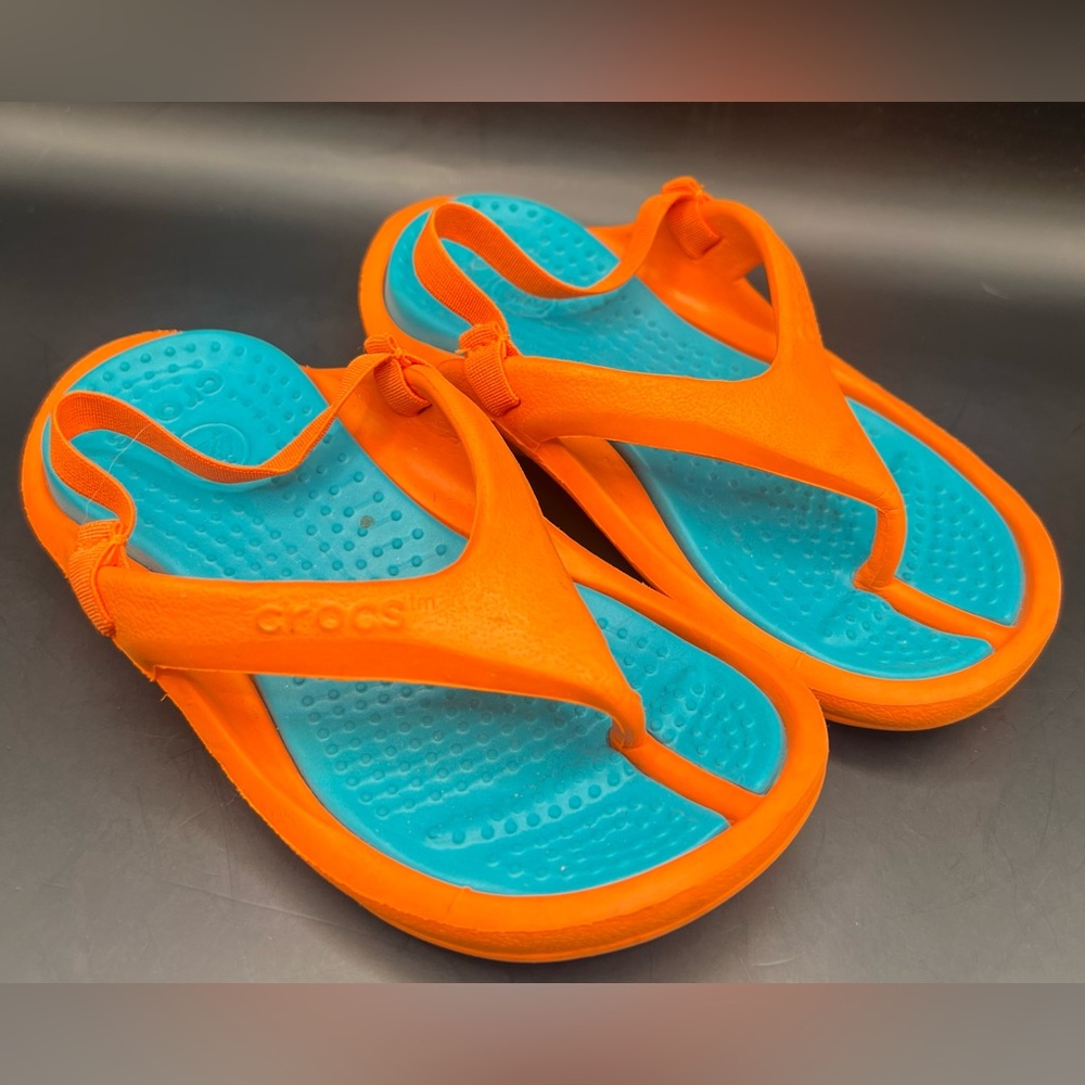 Crocs Kids Orange‎ and Blue Sandals- Size:8/9, Pre- Owned